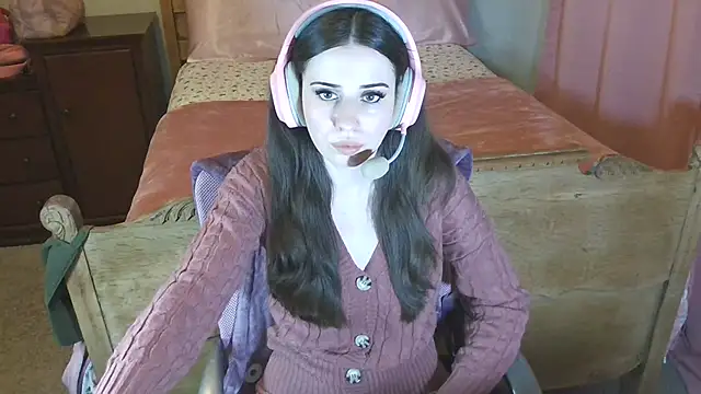 alisonfields online show from 6, 3, 2026