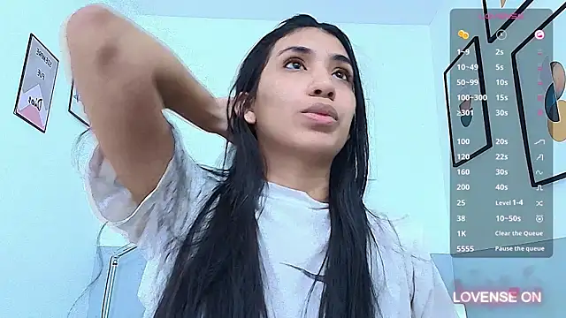 Snapshot of littlee_emilyy_ chatting on 23, 12, 2024 littlee emilyy  online show from 23, 12, 2024