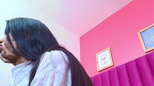 Snapshot of littlee_emilyy_ chatting on 28, 1, 2025 littlee emilyy  online show from 28, 1, 2025