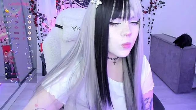 SelenaCute online show from 15, 11, 2025