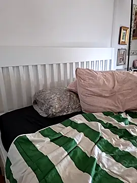 Silvia Zeno online show from 1, 10, 2025