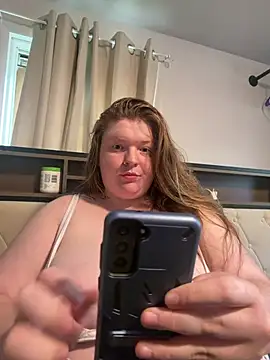 Snapshot of lilmama69900 chatting on 25, 5, 2026 lilmama69900 online show from 25, 5, 2026