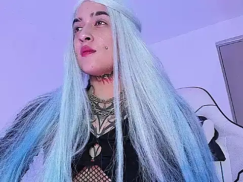 Snapshot of sarah_benjjaminn chatting on 8, 5, 2026 sarah benjjaminn online show from 8, 5, 2026