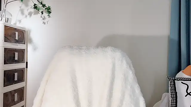 lvy-w online show from 4, 2, 2025