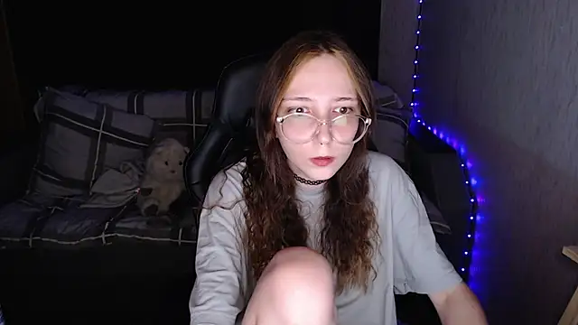 AmeliaKamishiro online show from 14, 10, 2025