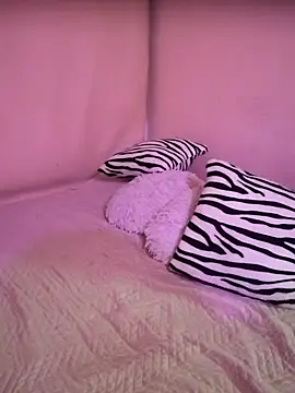 Felicia smok3 online show from 27, 12, 2024