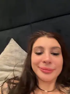 Ashley-Urban online show from 14, 1, 2025