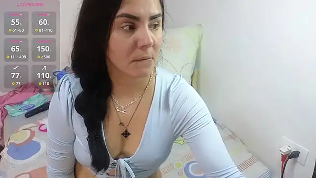 Snapshot of lovely_trix chatting on 8, 11, 2025 lovely trix online show from 8, 11, 2025