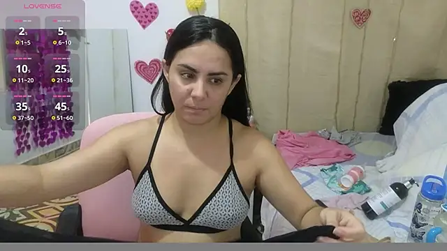 Snapshot of lovely_trix chatting on 17, 2, 2026 lovely trix online show from 17, 2, 2026