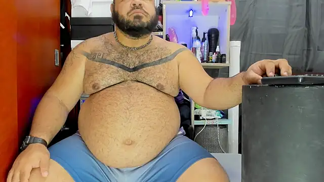 Latino bigcock online show from 1, 2, 2025