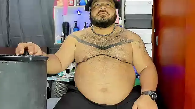 Latino bigcock online show from 6, 3, 2025