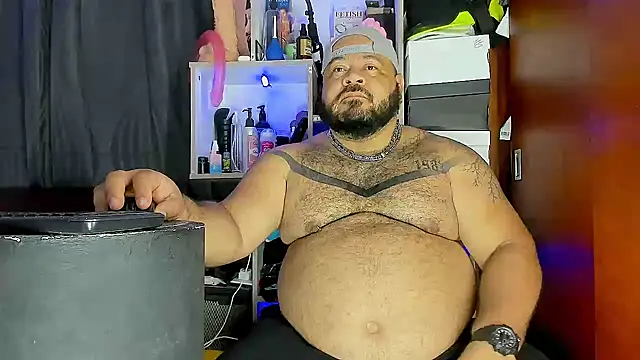 Latino bigcock online show from 20, 3, 2025