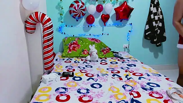 SofiaOlivares online show from 20, 12, 2024