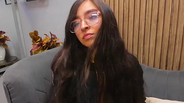 Snapshot of Eva_Macalliter chatting on 14, 3, 2025 Eva Macalliter online show from 14, 3, 2025