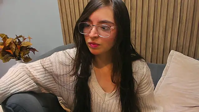 Snapshot of Eva_Macalliter chatting on 21, 3, 2025 Eva Macalliter online show from 21, 3, 2025