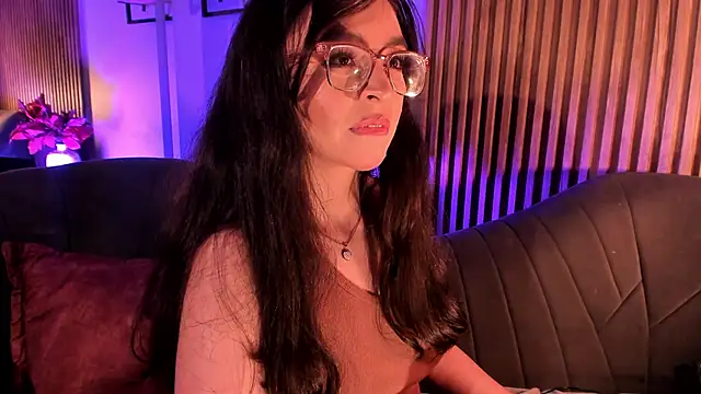 Eva Macalliter online show from 25, 2, 2026