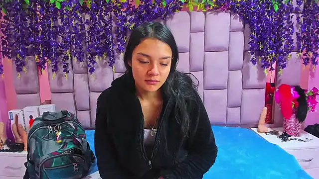 Bich Anal  online show from 8, 1, 2025