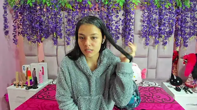 Bich Anal  online show from 12, 2, 2025