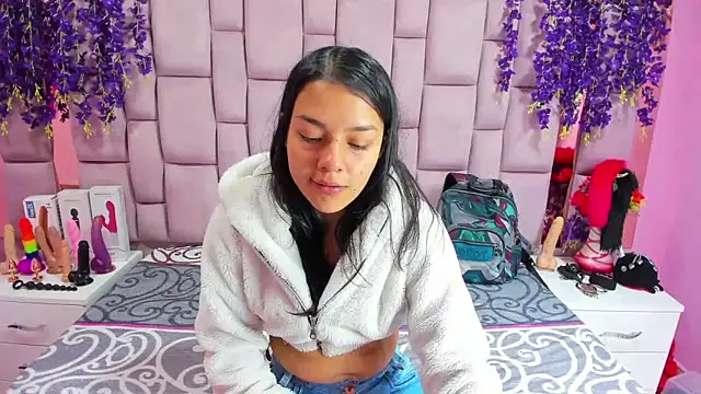 Bich Anal  online show from 8, 3, 2025