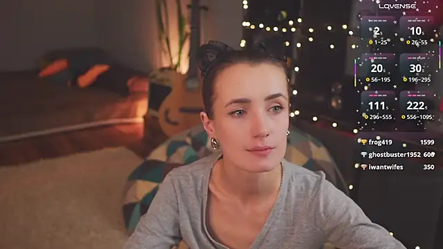 bananya kitty online show from 12, 3, 2025