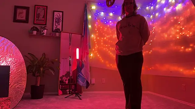 Snapshot of Linzy_19 chatting on 24, 2, 2026 Linzy 19 online show from 24, 2, 2026