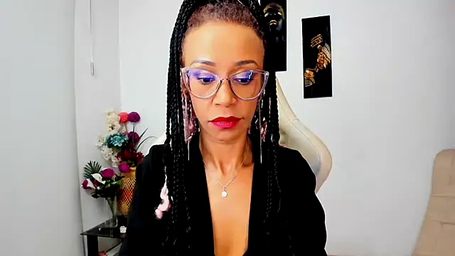 Snapshot of ScarlettMalbec chatting on 7, 3, 2025 ScarlettMalbec online show from 7, 3, 2025