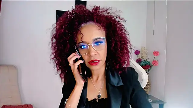 Snapshot of ScarlettMalbec chatting on 27, 9, 2025 ScarlettMalbec online show from 27, 9, 2025