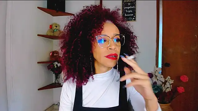 Snapshot of ScarlettMalbec chatting on 30, 9, 2025 ScarlettMalbec online show from 30, 9, 2025