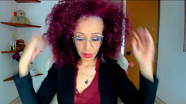 Snapshot of ScarlettMalbec chatting on 2, 10, 2025 ScarlettMalbec online show from 2, 10, 2025