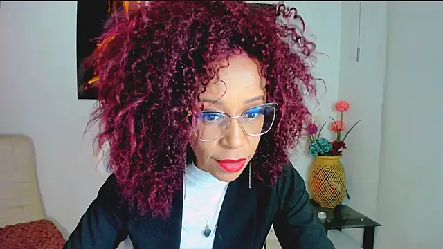Snapshot of ScarlettMalbec chatting on 10, 10, 2025 ScarlettMalbec online show from 10, 10, 2025
