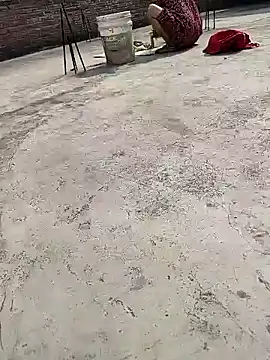 COUPLLE VILLAGE online show from 29, 1, 2025