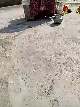 COUPLLE VILLAGE online show from 31, 1, 2025