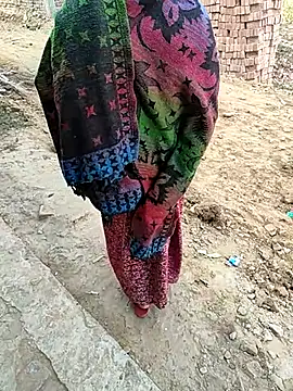 COUPLLE VILLAGE online show from 25, 2, 2025