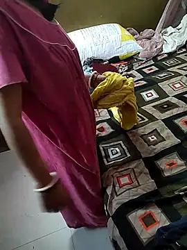 COUPLLE VILLAGE online show from 19, 3, 2026