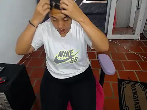 daleska ayala 1 online show from 15, 3, 2026