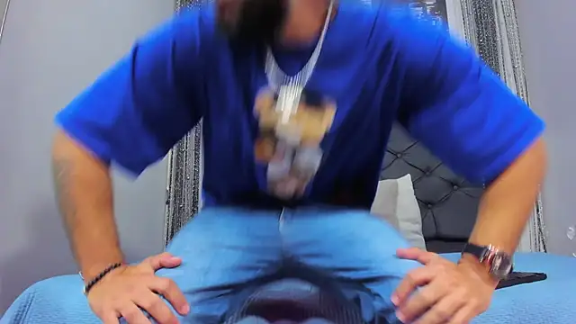 Thiagogomez online show from 4, 12, 2024