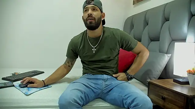 Thiagogomez online show from 4, 3, 2026