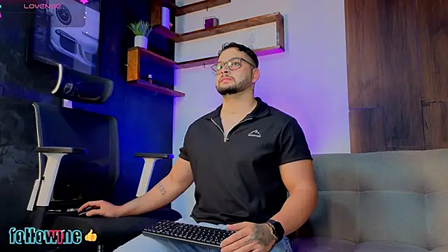 Andrew Brown online show from 24, 10, 2025