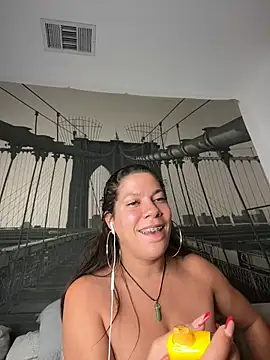 Snapshot of Bigbuttbrooklynn chatting on 22, 1, 2025 Bigbuttbrooklynn online show from 22, 1, 2025