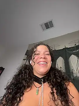 Snapshot of Bigbuttbrooklynn chatting on 3, 2, 2025 Bigbuttbrooklynn online show from 3, 2, 2025