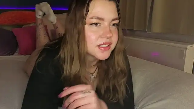 Snapshot of VictoriaLaFleur chatting on 1, 5, 2026 VictoriaLaFleur online show from 1, 5, 2026
