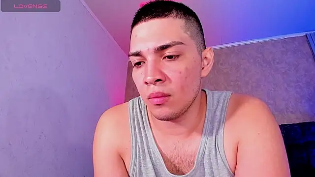 Snapshot of JUANDIAMONDS98 chatting on 20, 2, 2025 JUANDIAMONDS98 online show from 20, 2, 2025