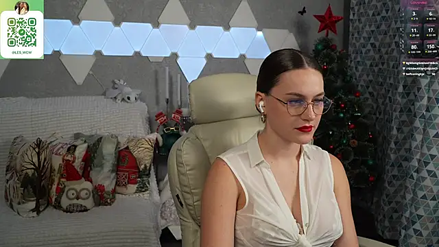 Snapshot of HarleyDeess chatting on 21, 12, 2024 HarleyDeess online show from 21, 12, 2024