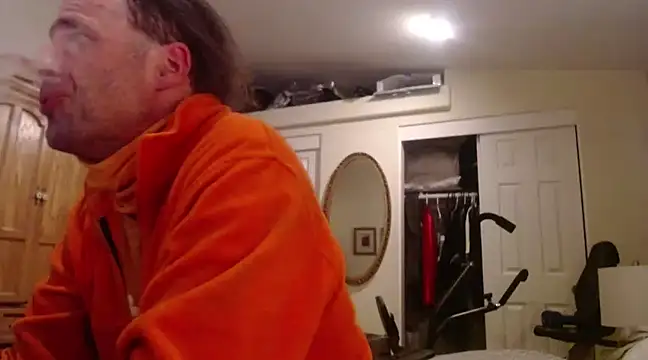 HandsumHungDaddy online show from 24, 12, 2024