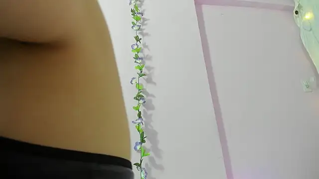 Samanta roberts1 online show from 23, 1, 2025