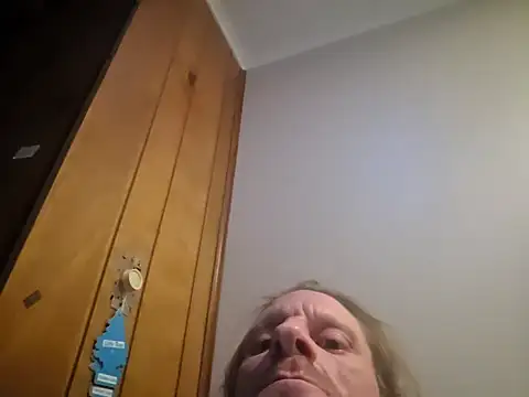 Snapshot of Travislovescum chatting on 6, 10, 2025 Travislovescum online show from 6, 10, 2025