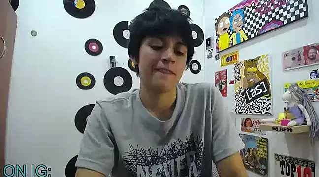 Snapshot of 9_Fernanda_9 chatting on 20, 2, 2025 9 Fernanda 9 online show from 20, 2, 2025