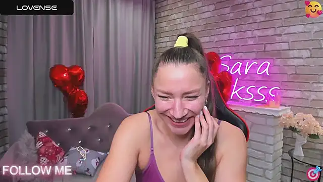 Snapshot of SarahCoksss chatting on 19, 2, 2025 SarahCoksss online show from 19, 2, 2025
