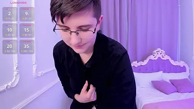 Lily Marlin online show from 22, 2, 2025