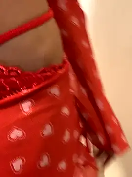 Aania online show from 2, 11, 2025